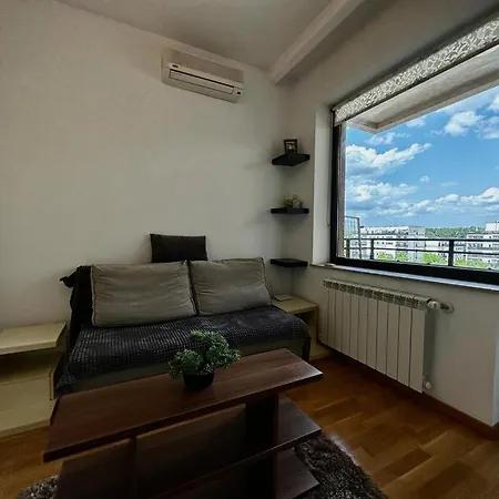 Peaceful With A Forest View Apartment Bucharest