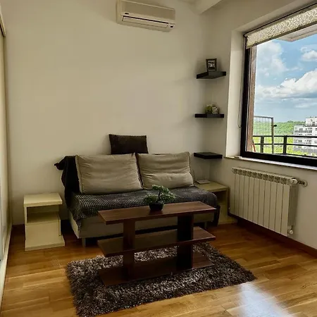 Peaceful With A Forest View Apartment *