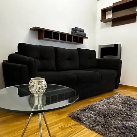 Peaceful With A Forest View Apartment *